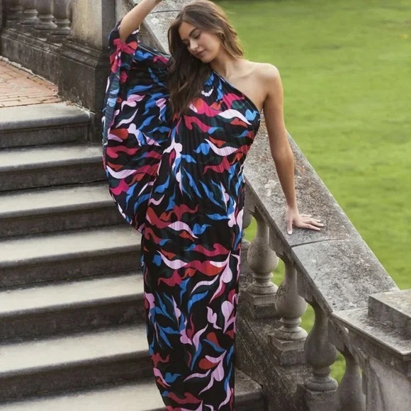 HUTCH
Diva One-shoulder Maxi Dress In Multi - Picture 4 of 4